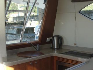 Oliver Royale 37 Flybridge Galley for sale